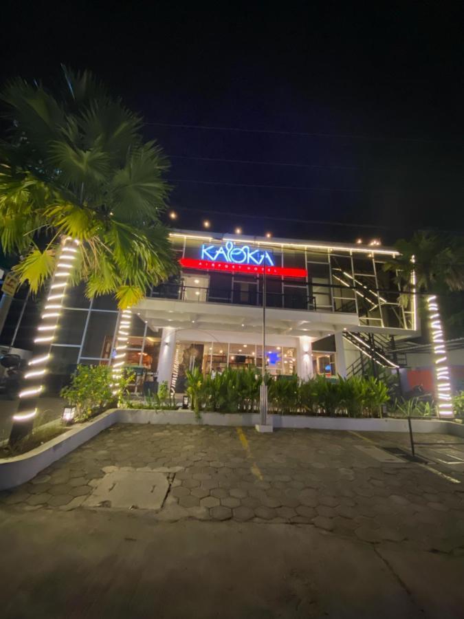 Kaloka Airport Hotel Sumbawa Besar Екстер'єр фото