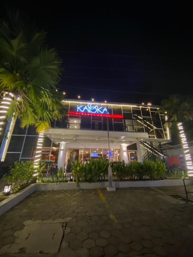 Kaloka Airport Hotel Sumbawa Besar Екстер'єр фото
